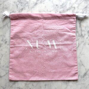 Numi (Wear Numi) Drawstring Bag in Pink
